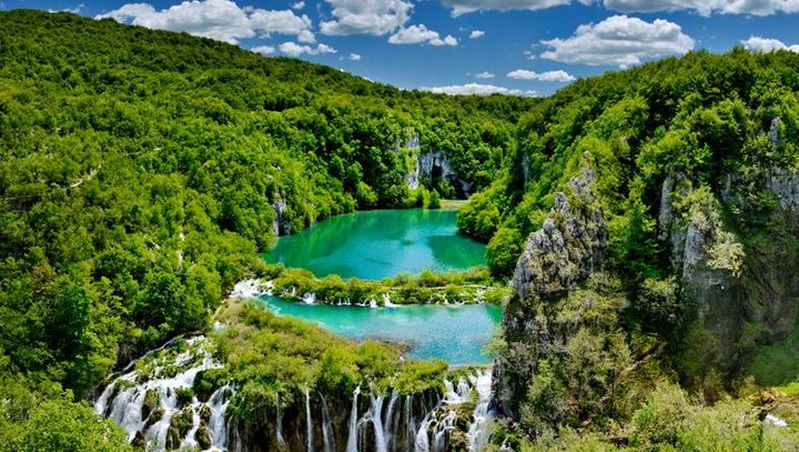 Cercle annonce un livestream lundi dans les somptueux lacs de Plitivice en Croatie
