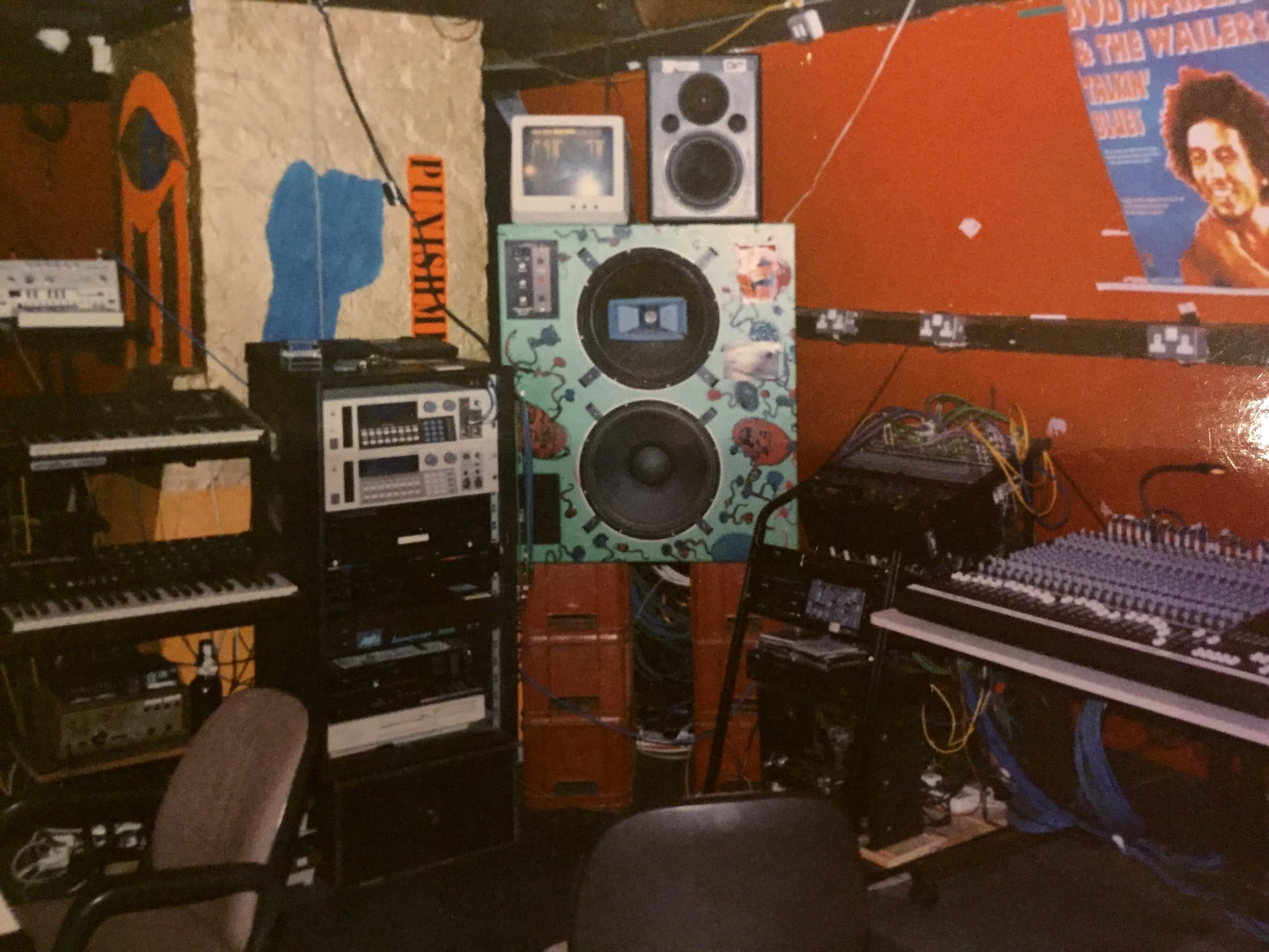 Studio de D.A.V.E. The Drummer où la plupart des premiers tracks de la SUF ont été réalisés, 1995.