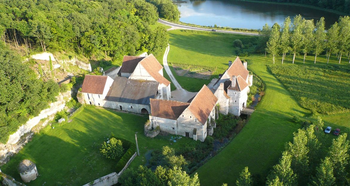 Le Château-Monastère de la Corroirie lors du Sarcus festival