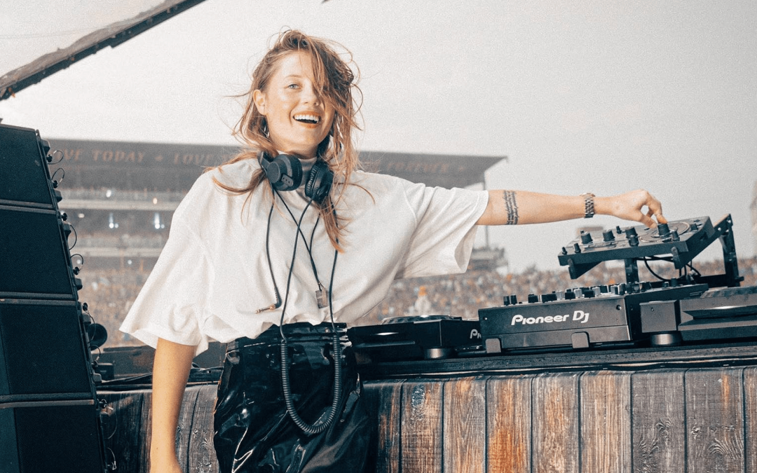 La DJ numéro 1 mondial Charlotte de Witte va mixer dans des arènes historiques du Sud de la France