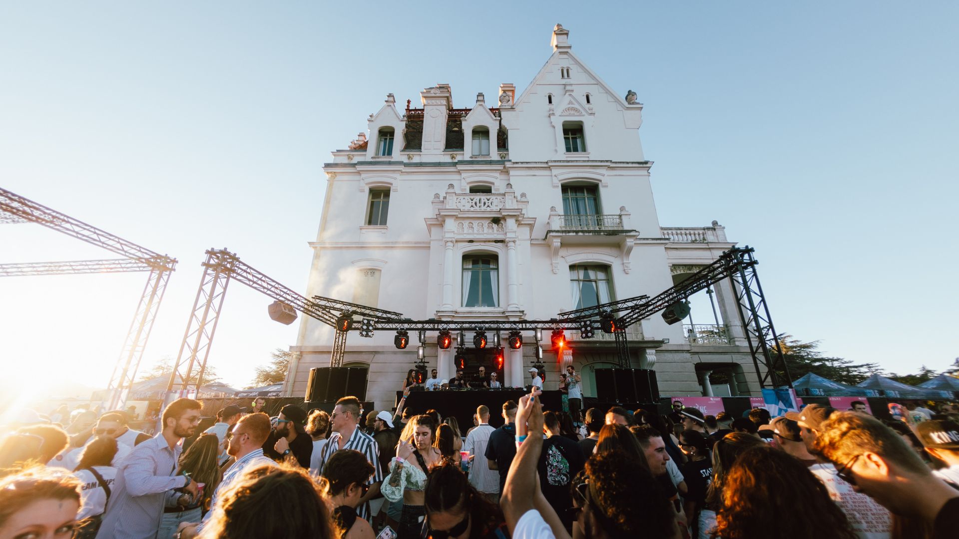 Le Festival Azure au Château de Valmy