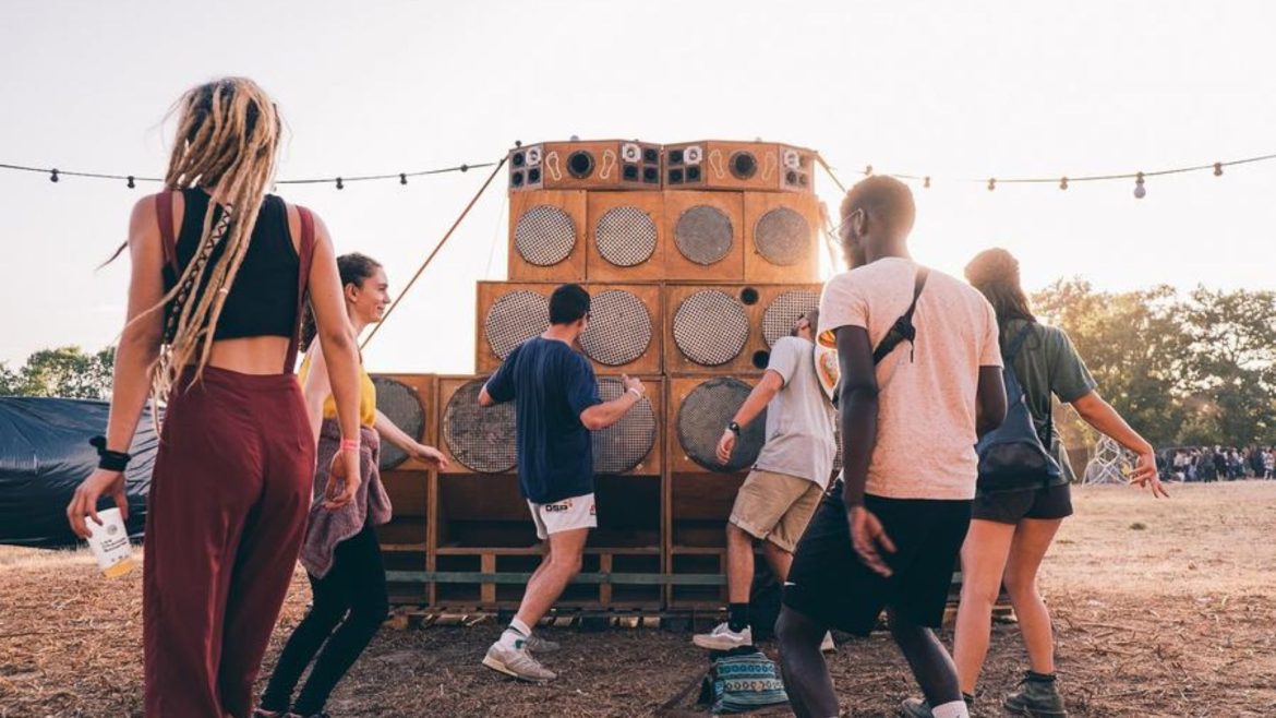 Un soundsystem au Champs Sonores