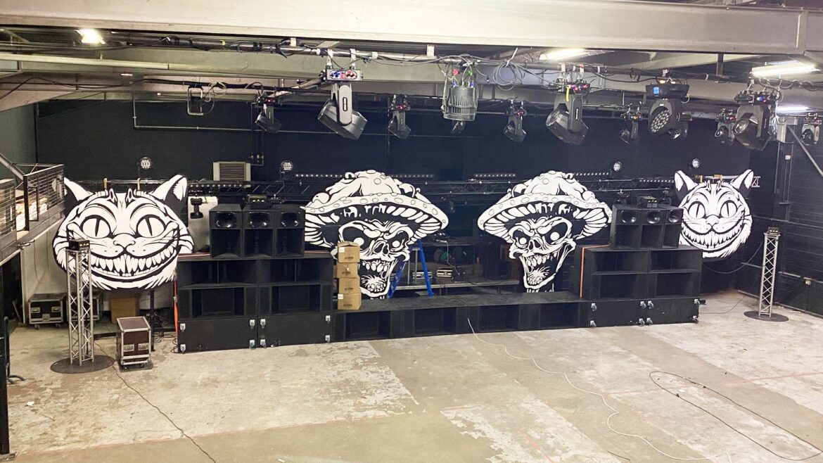 Le soundsystem lors d'une "Alice en Rave"