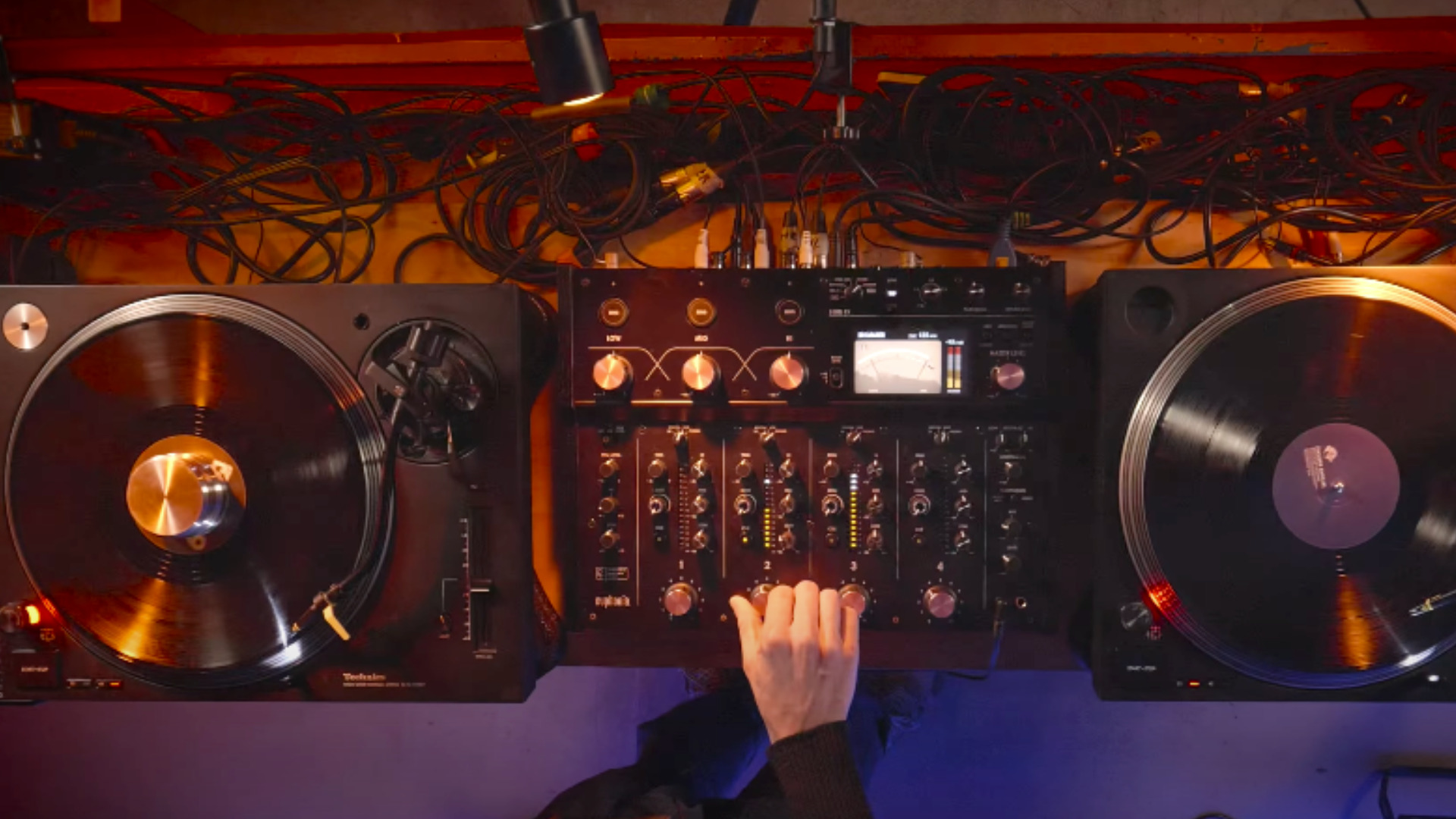 La table de mixage Alpha Theta Euphonia, par Pioneer