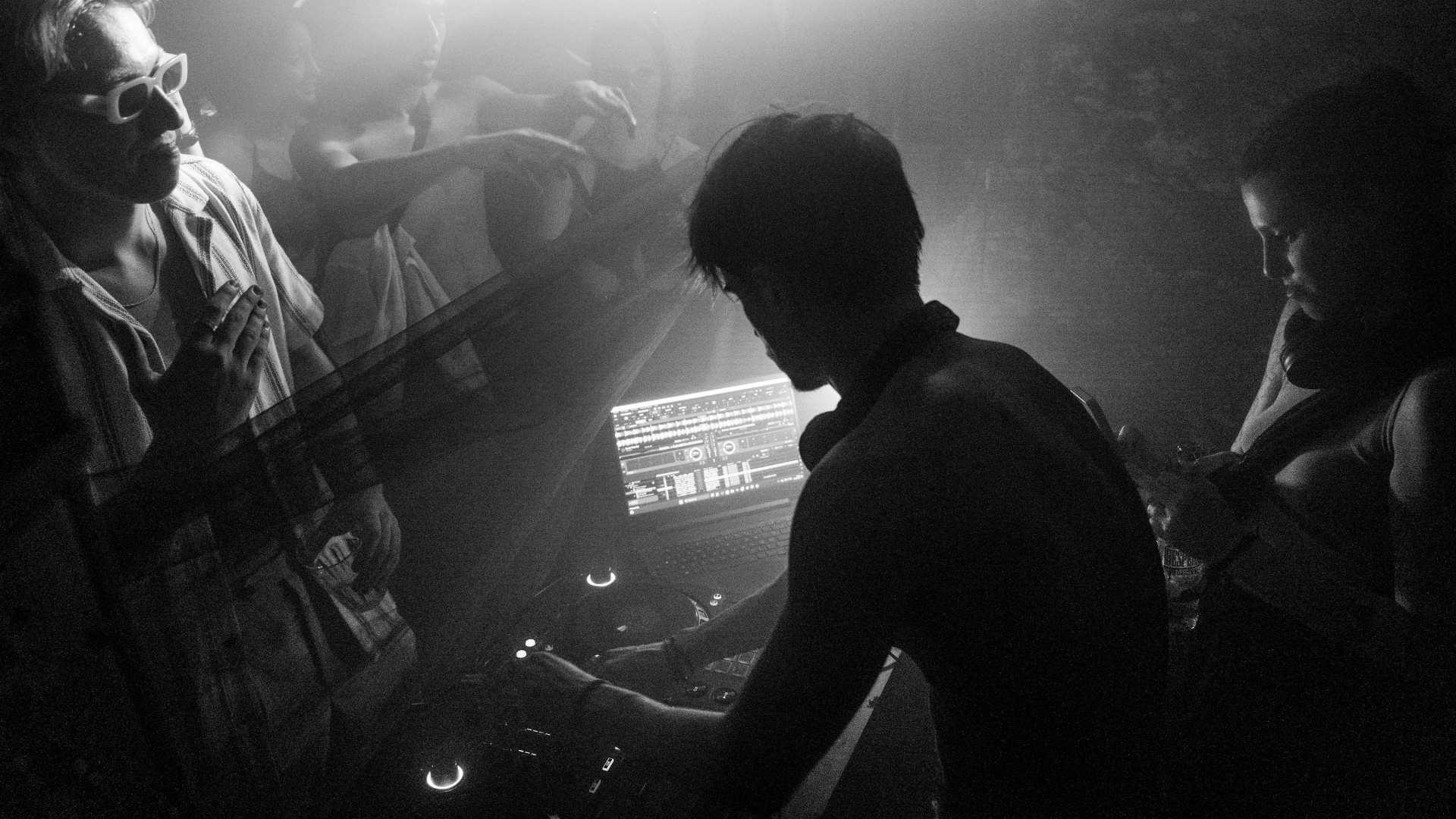 Enigma rave avec Chast © Antoine Bertrand